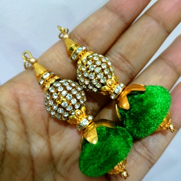 Green stone latkans - Picture 3 of 3